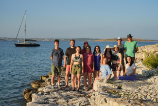 Sommerfahrt Gruppe am Meer